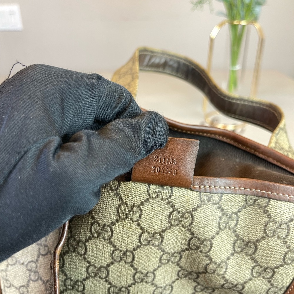 Gucci GG Logo Printed Totes Shoulder Bag - Picture 16 of 16